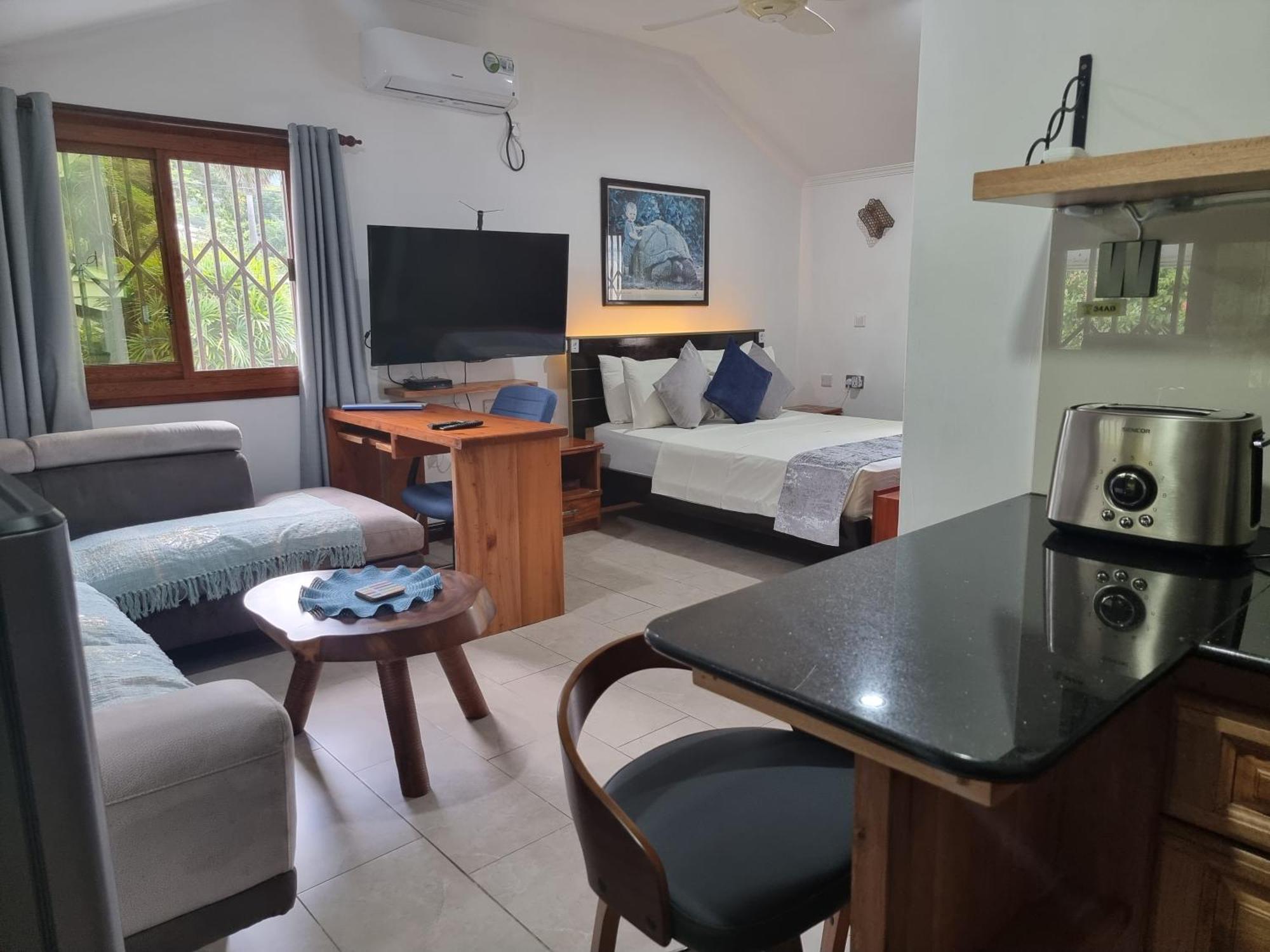 The Drake Seaside Apartment - Studio Bel Ombre Bagian luar foto